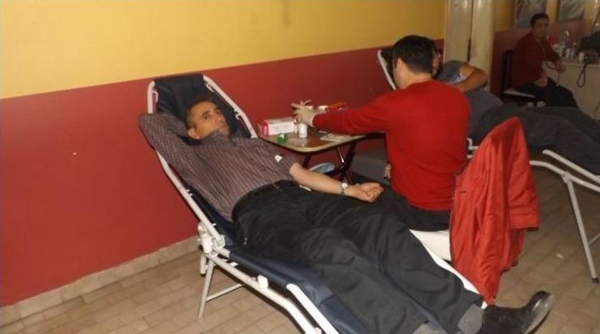 Boz&uuml;y&uuml;k&rsquo;te Kan Bağış Kampanyası