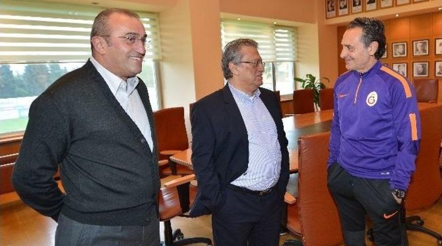 Mesut Yılmaz&rsquo;dan Florya&rsquo;ya Ziyaret