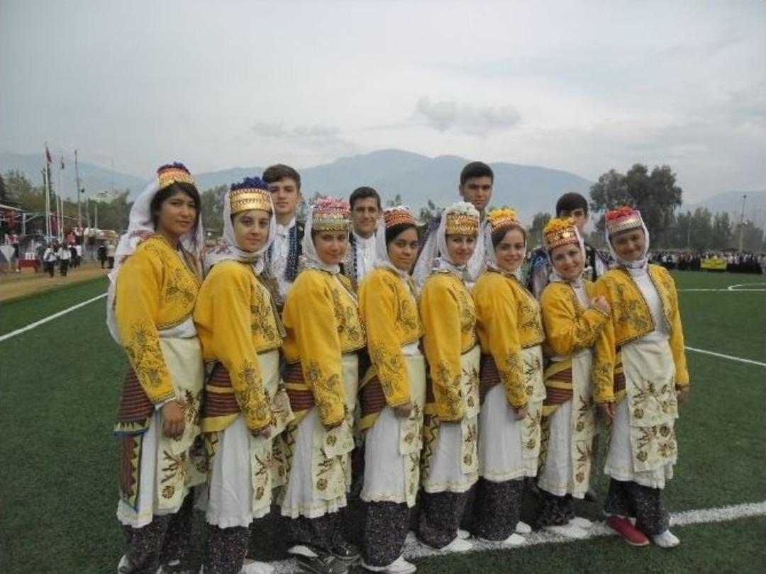 Kiraz B&ouml;yle Cumhuriyet Coşkusu G&ouml;rmedi