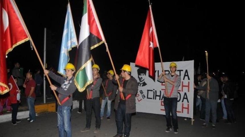 Antalya&rsquo;da Baretli Cumhuriyet Y&uuml;r&uuml;y&uuml;ş&uuml;