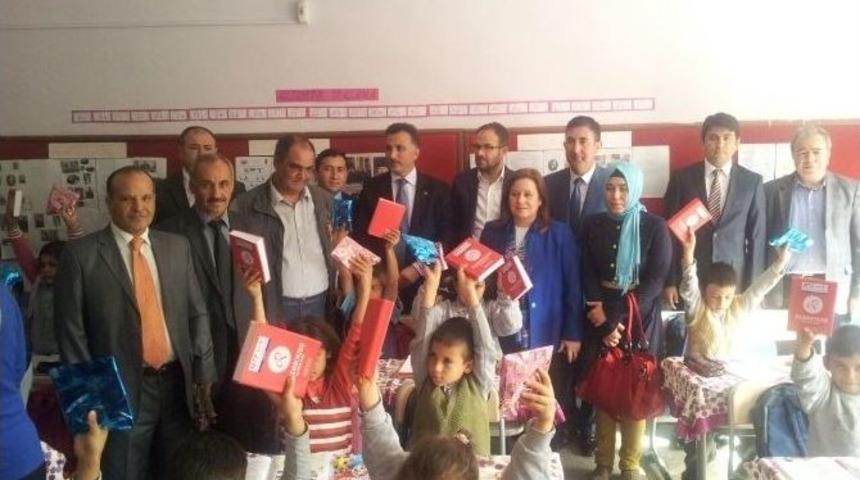 İmamoğlu Ve Aladağ &lsquo;da &lsquo;eğitime Destek&rsquo; Kampanyası