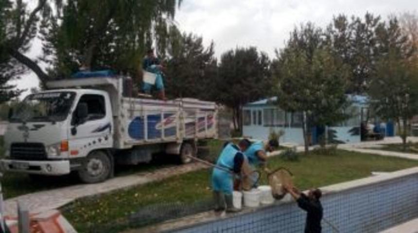 Su &Uuml;r&uuml;nleri Fak&uuml;ltesinden B&ouml;lge Halkına Yetiştiricilik Desteği