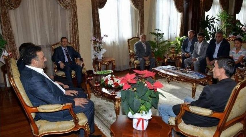 Bbp İl Y&ouml;neticileri Vali T&uuml;rker&rsquo;i Ziyaret Etti