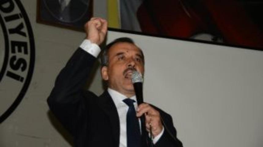 Eski Başkan Bozyer&rsquo;den Ak Parti İl Başkanı Nihat &Ouml;zt&uuml;rk&rsquo;e Eleştiri