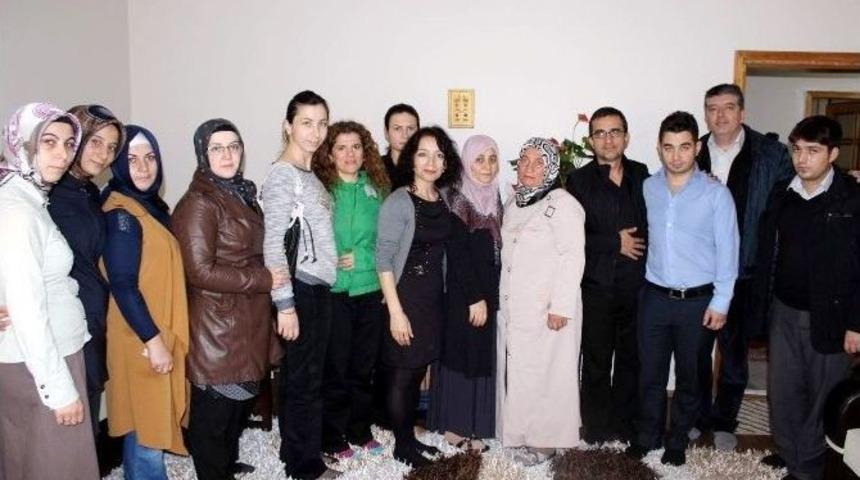 112 Ailesi Halis Ağabeyini Bu Yıl Da Unutmadı