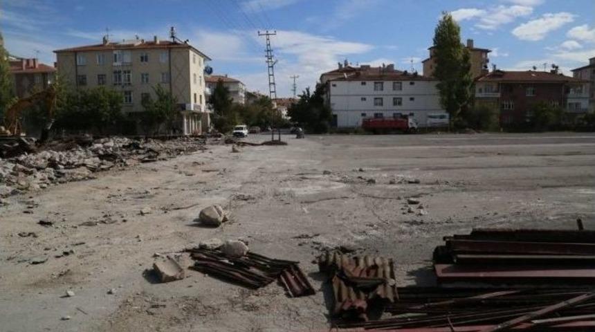 Keykubat Mahallesine Kapalı Semt Pazaryeri İle K&uuml;lt&uuml;r Merkezi