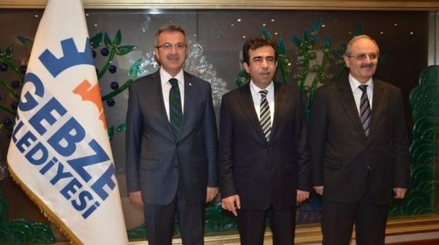 Vali G&uuml;zeloğlu, Başkan K&ouml;şker&rsquo;i Ziyaret Etti