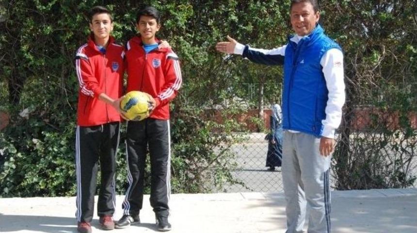 B&uuml;y&uuml;kşehir Belediyespor&rsquo;da &ldquo;u Milli Takımlar&rdquo; Sevinci