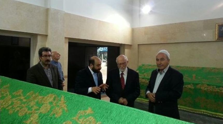 Eski Diyanet İşleri Başkanı Ateş Diyarbakır&rsquo;da Peygamber Kabirlerini Ziyaret Etti