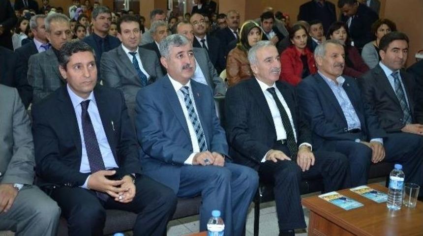 &Ouml;ğrencilere 4 Bin 600 Satran&ccedil; Takımı Dağıtılıyor