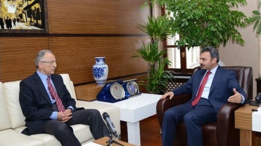 Murat Karayal&ccedil;ın&rsquo;dan Başkan K&uuml;lc&uuml;&rsquo;ye Ziyaret