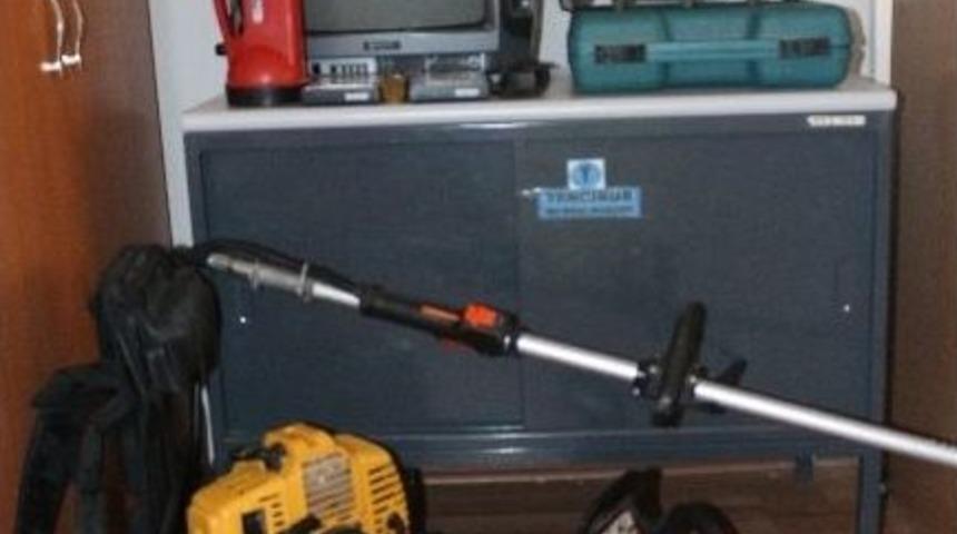 Bağ Evi Hırsızları Kıskıvrak Yakalandı