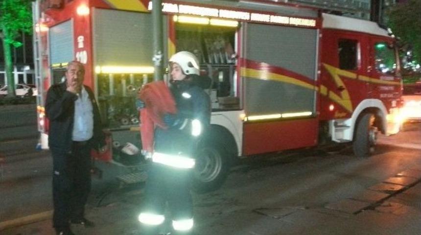 Metroda Yangın Paniği