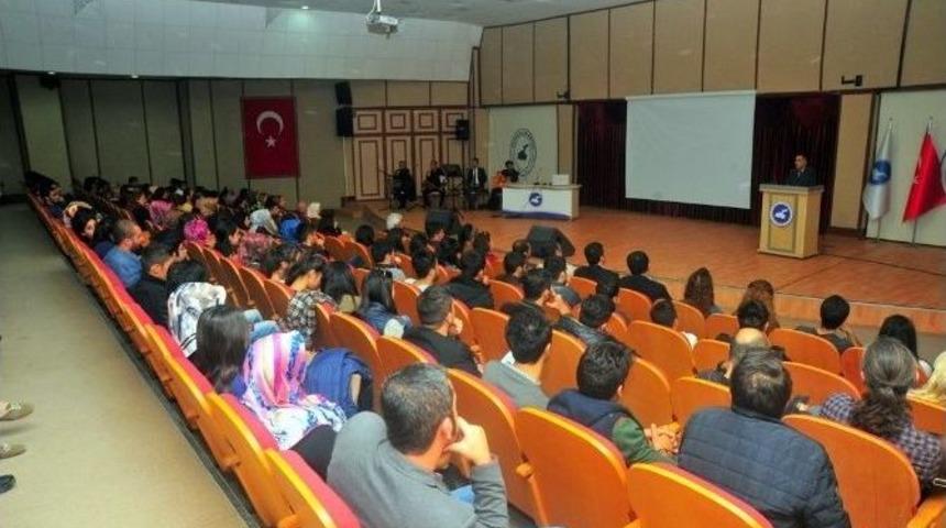 Yy&uuml;&rsquo;de Şiir G&uuml;nleri