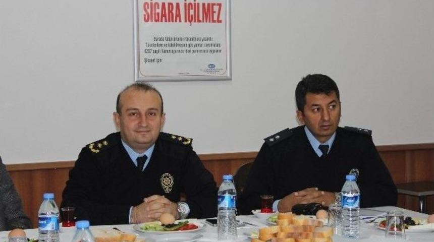 M&uuml;d&uuml;r Serdar, Muhtarlarla Kahvaltıda Buluştu