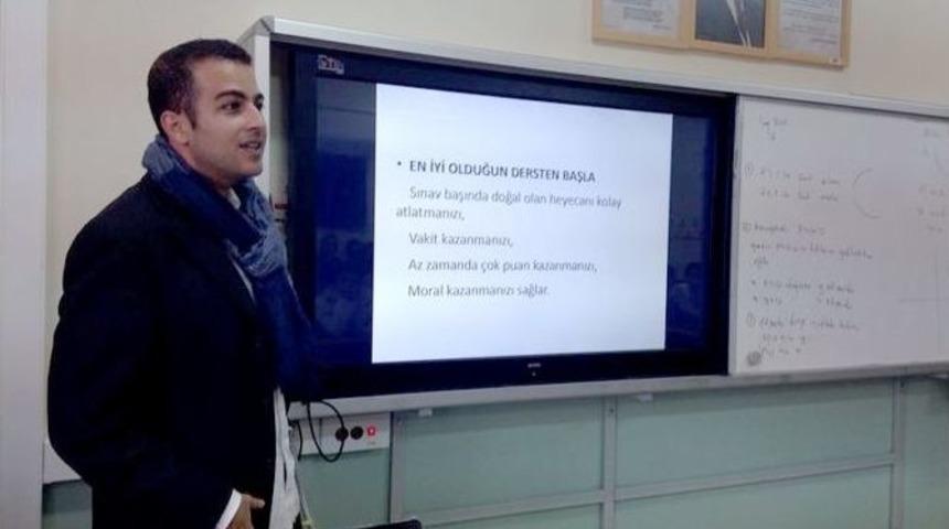 Kars&rsquo;ta &Ouml;ğrencilere " Sınav Kaygısı Y&ouml;netimi " Konulu Konferans Verildi