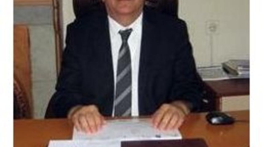 Halı Saha Ma&ccedil;ında Kalp Krizi Ge&ccedil;irerek Hayatını Kaybetti