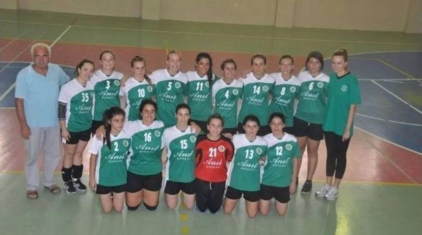 Urla&rsquo;nın Hentbolcu Bayanları 2. Ligde