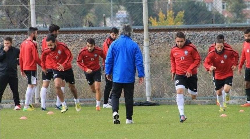 Kayseri Şekerspor, Bergama Ma&ccedil;ı İ&ccedil;in Yarın İzmir&rsquo;e U&ccedil;acak