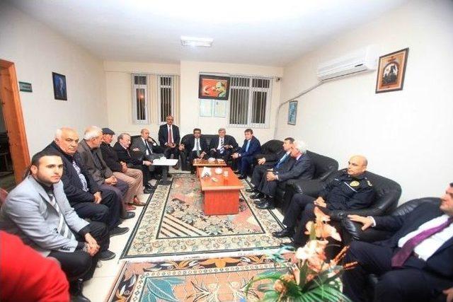 Başkan Karaosmanoğlu, Muharrem İftarına Katıldı