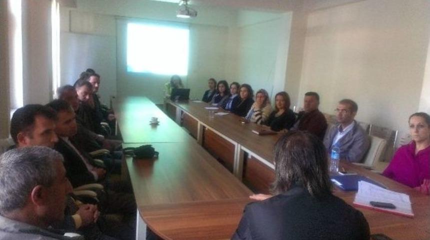 Tarım Personeline İş Sağlığı Ve G&uuml;venliği Eğitimi Verildi