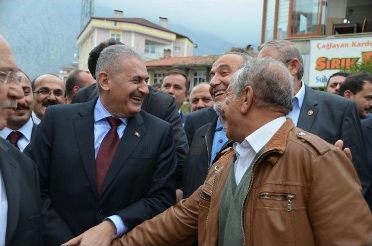 Eski Bakanlardan Kargı &Ccedil;ıkartması