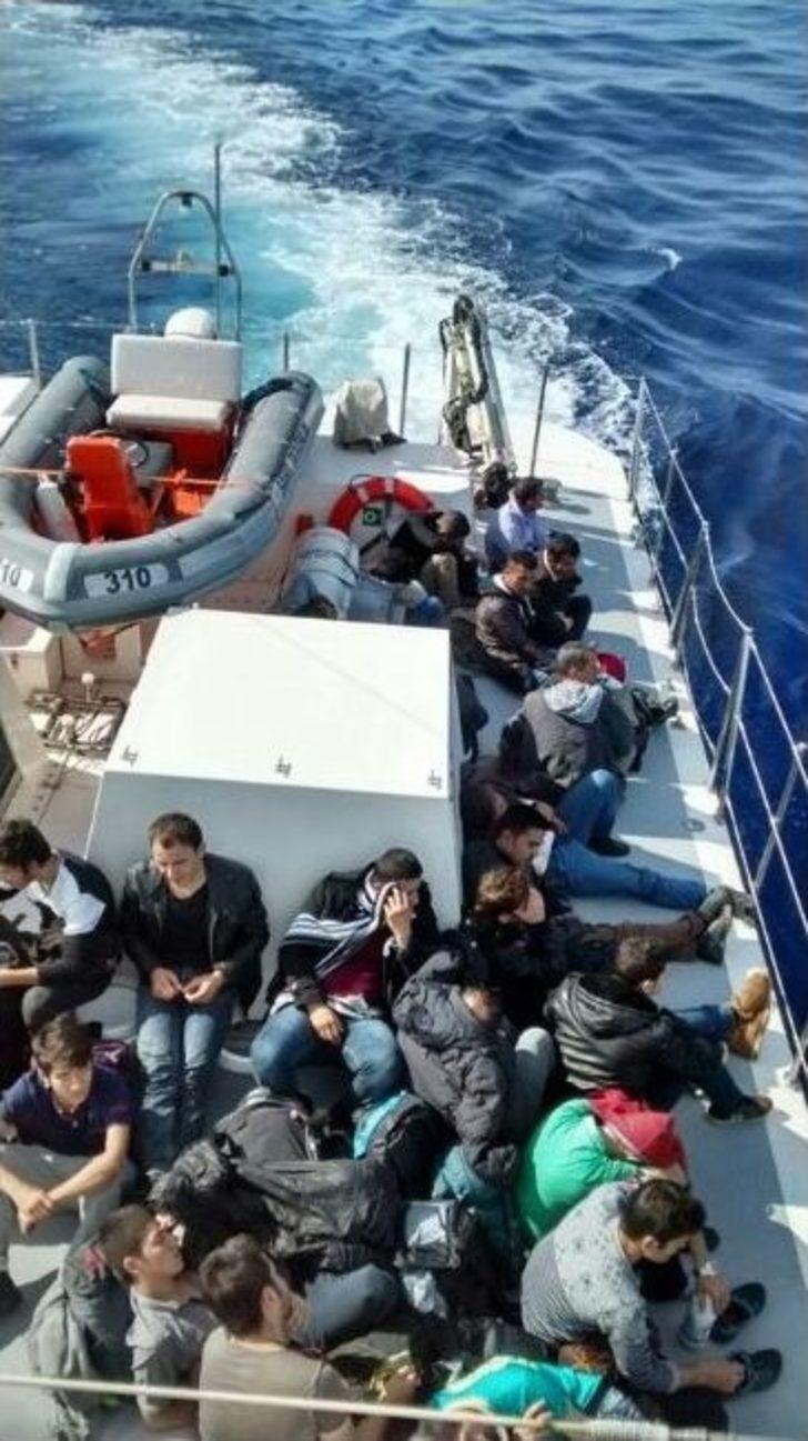 Sahil Güvenlik Kurtarıyor Kaçak Sığınmacılar Bitmiyor G4