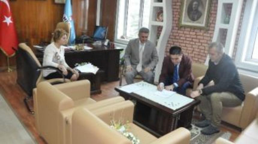 100&rsquo;nc&uuml; Yılda 100 &Ouml;ğrenci Şehitlikleri Gezecek