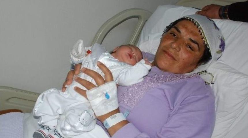 10 Yıl Sonra Anne Oldu