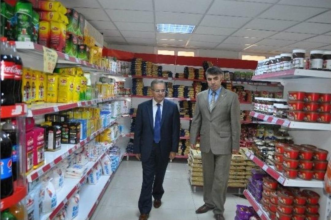 Protokol &Uuml;yeleri Halkla Beraber