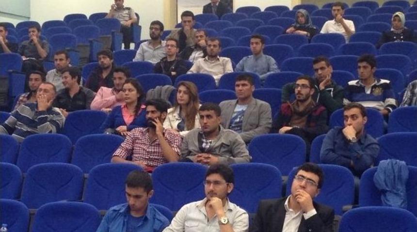 &Uuml;niversiteler Arası Proje Yarışması M&uuml;hendislik Fak&uuml;ltesi &Ouml;ğrencilerine Anlatıldı