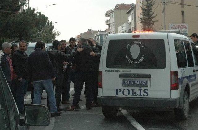 Polisin Silahıyla Dehşet Saçan Şahıs Yakalandı