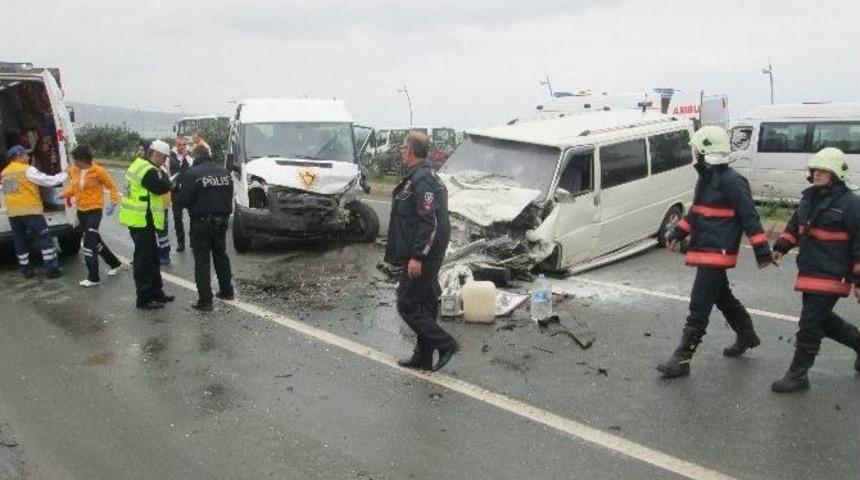 Trabzon&rsquo;da Trafik Kazası: 6 Yaralı