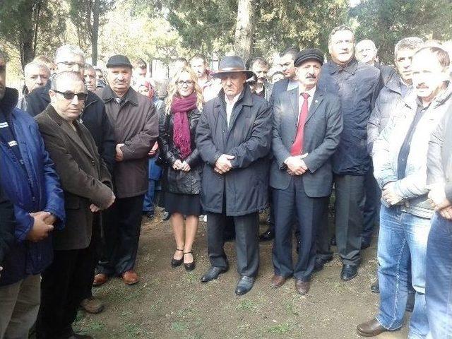 Kartallı Kazım, Mezarı Başında Anıldı 1