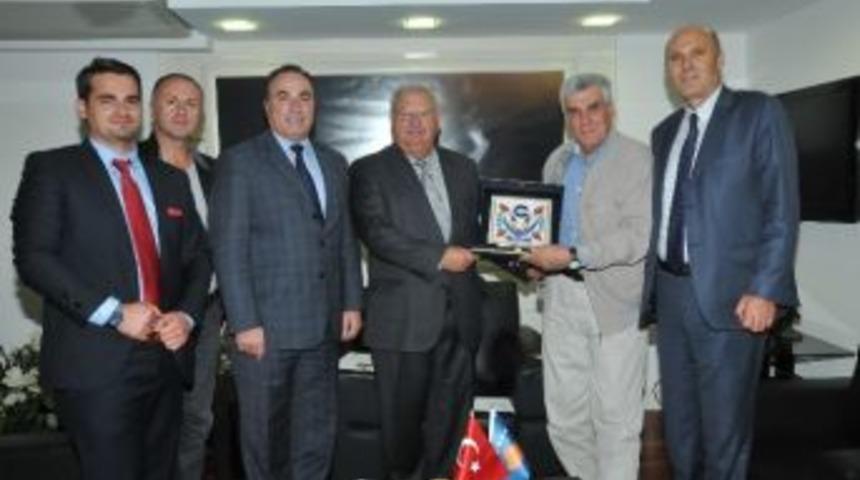 Kosova&rsquo;dan İzmirli Sanayicilere Davet