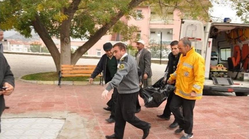 Tartıştığı Amcasını &Ouml;ld&uuml;rd&uuml;