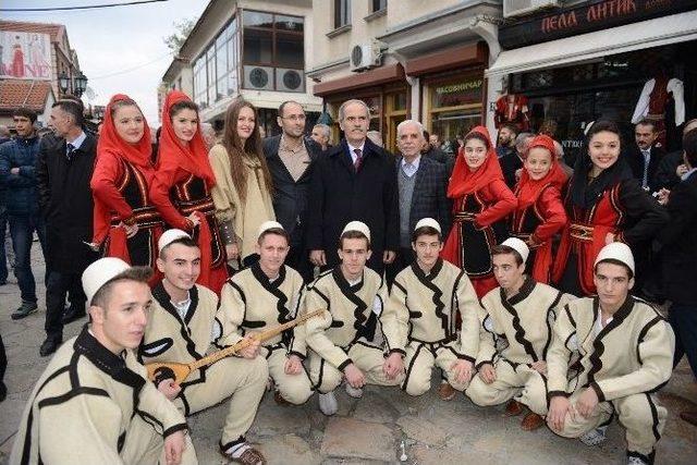 Aşure Kazanları Balkanlar’da Birlik İçin Kaynadı