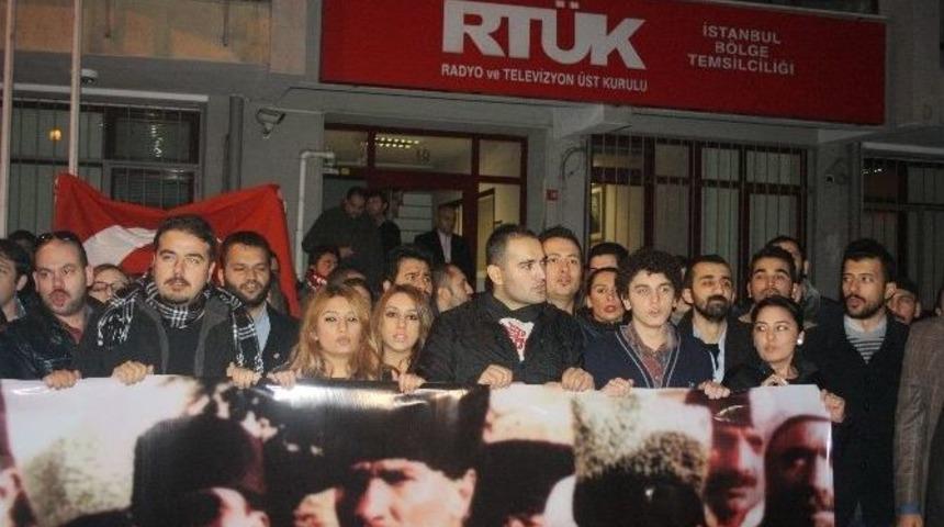 Chp Gen&ccedil;lik &Ouml;rg&uuml;t&uuml;nden Rt&uuml;k Protestosu