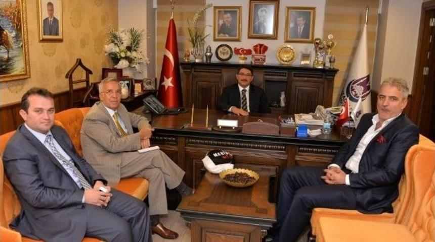 Yavuz Donat&rsquo;tan, Başkan &Ccedil;elik&rsquo;e Hayırlı Olsun Ziyareti