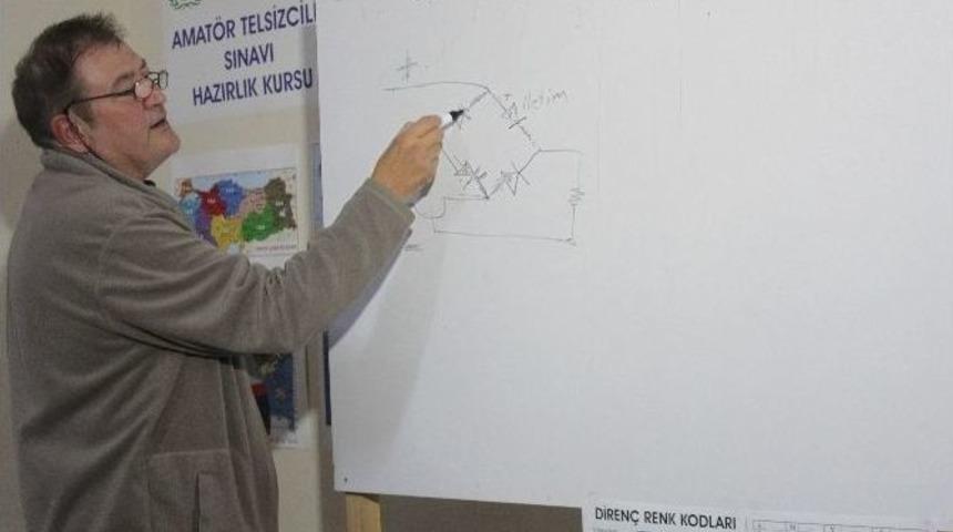 Amat&ouml;r Telsizcilik Kursu D&uuml;zenlendi