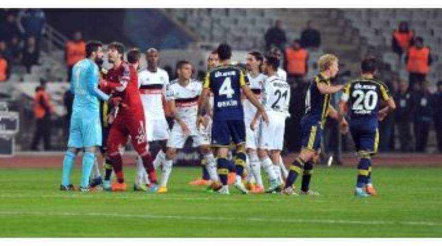 Emre&rsquo;nin K&uuml;f&uuml;r Ettiği İddia Edildi