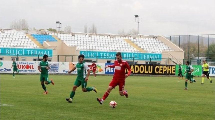 Sivas D&ouml;rt Eyl&uuml;l Belediyespor, Yeşil Bursa Ma&ccedil;ından &Uuml;&ccedil; Puanla Ayrıldı