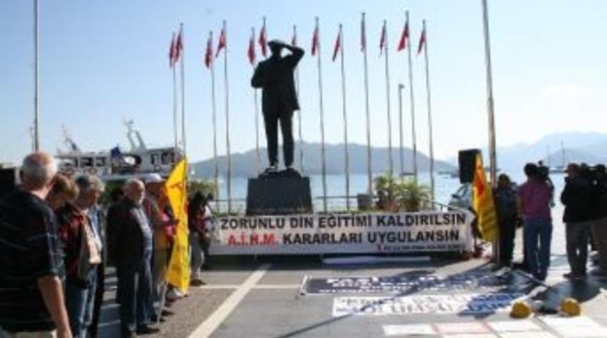 Marmaris&rsquo;te Zorunlu Din Dersi Kaldırılsın Eylemi