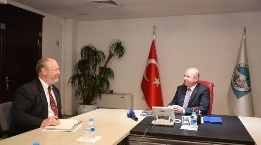 Abd&rsquo;li Diplomat B&uuml;y&uuml;kşehir&rsquo;de
