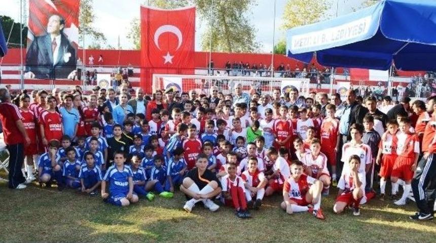 Başkan Tarhan&rsquo;dan Spora Destek