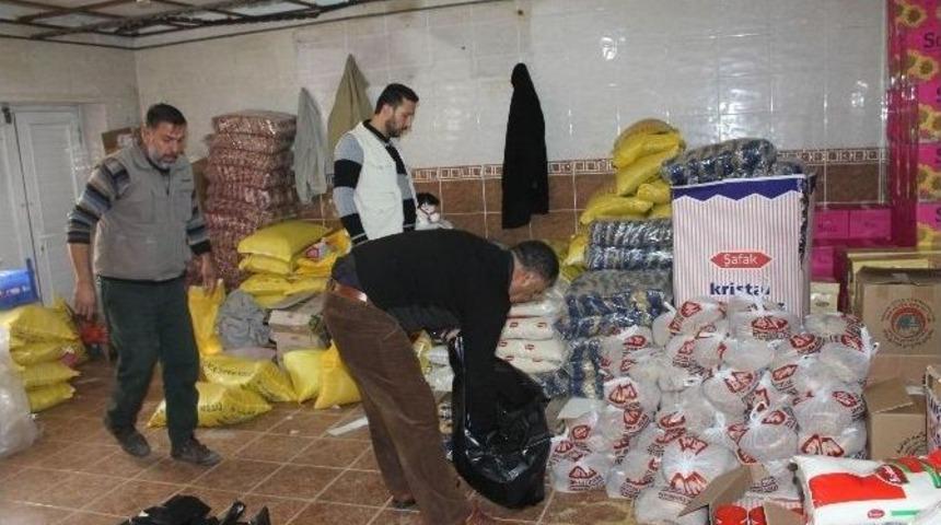 Suriyeli Bin Aileye Gıda Yardımı