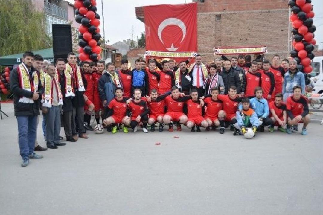 Tepebaşı&rsquo;nda Amat&ouml;r Spora Destek