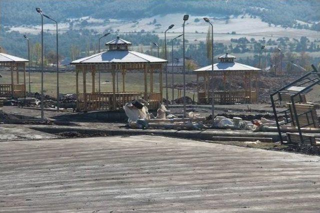 Akdağmadeni Tekke Mesire Alanı İnşaatı Hızla S&uuml;r&uuml;yor 3