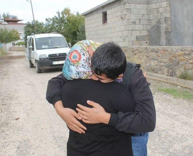 Kayıp Çocuk, 3 Gün Sonra Evine Geri Döndü