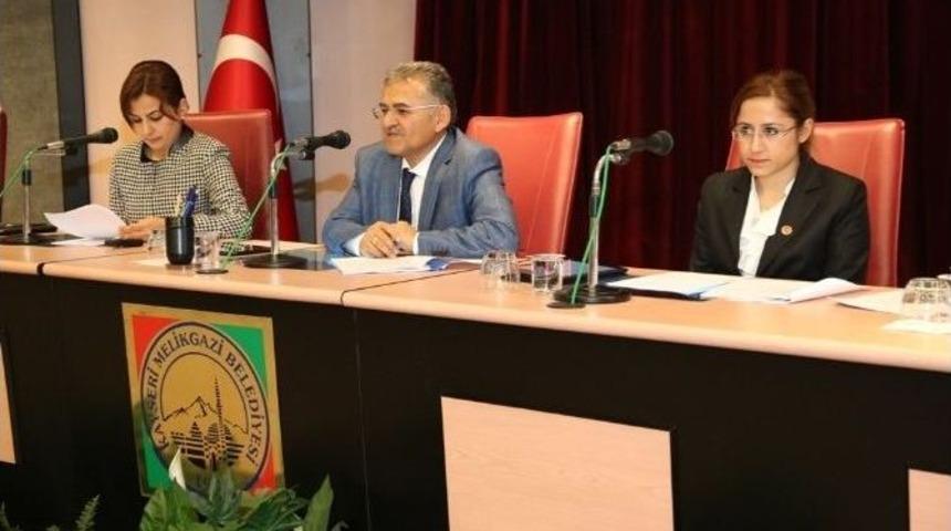 Hizmet Ve Yatırım Meclisinde Yoğun G&uuml;ndem